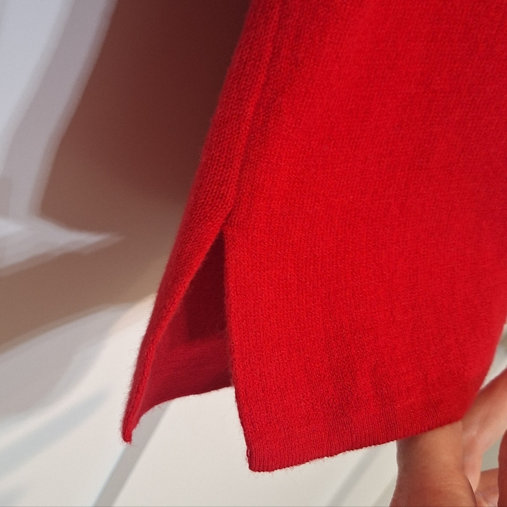 Chico's Classic Funnel Neck Cotton Blend Sweater  Stretch Risque Red Soft Large - Picture 12 of 12